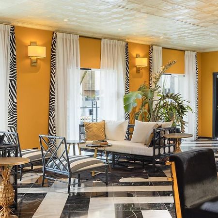 Beach Hotel By Zvieli Hotels Тел Авив Екстериор снимка