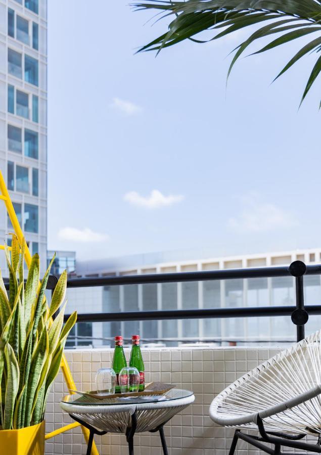Beach Hotel By Zvieli Hotels Тел Авив Екстериор снимка